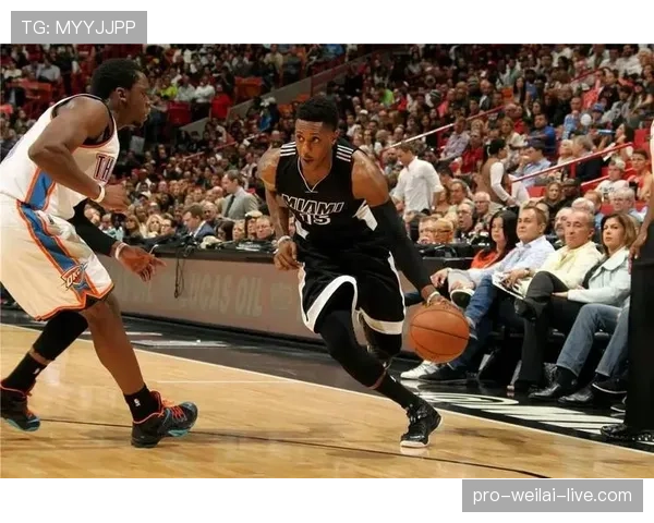 SPA战术是否构成犯规？解析防守中的合法拦截与违规阻挡